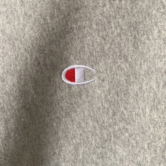 Women’s Champion Grey Crop Sweatshirt - Picture 3 of 4